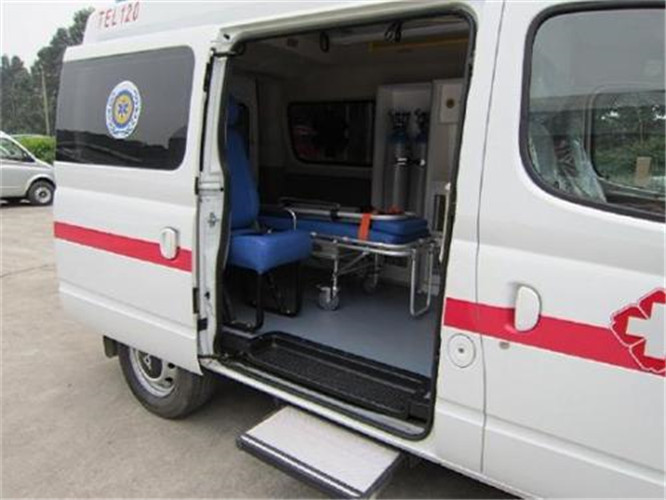 察哈尔右翼中救护车出租服务案例7